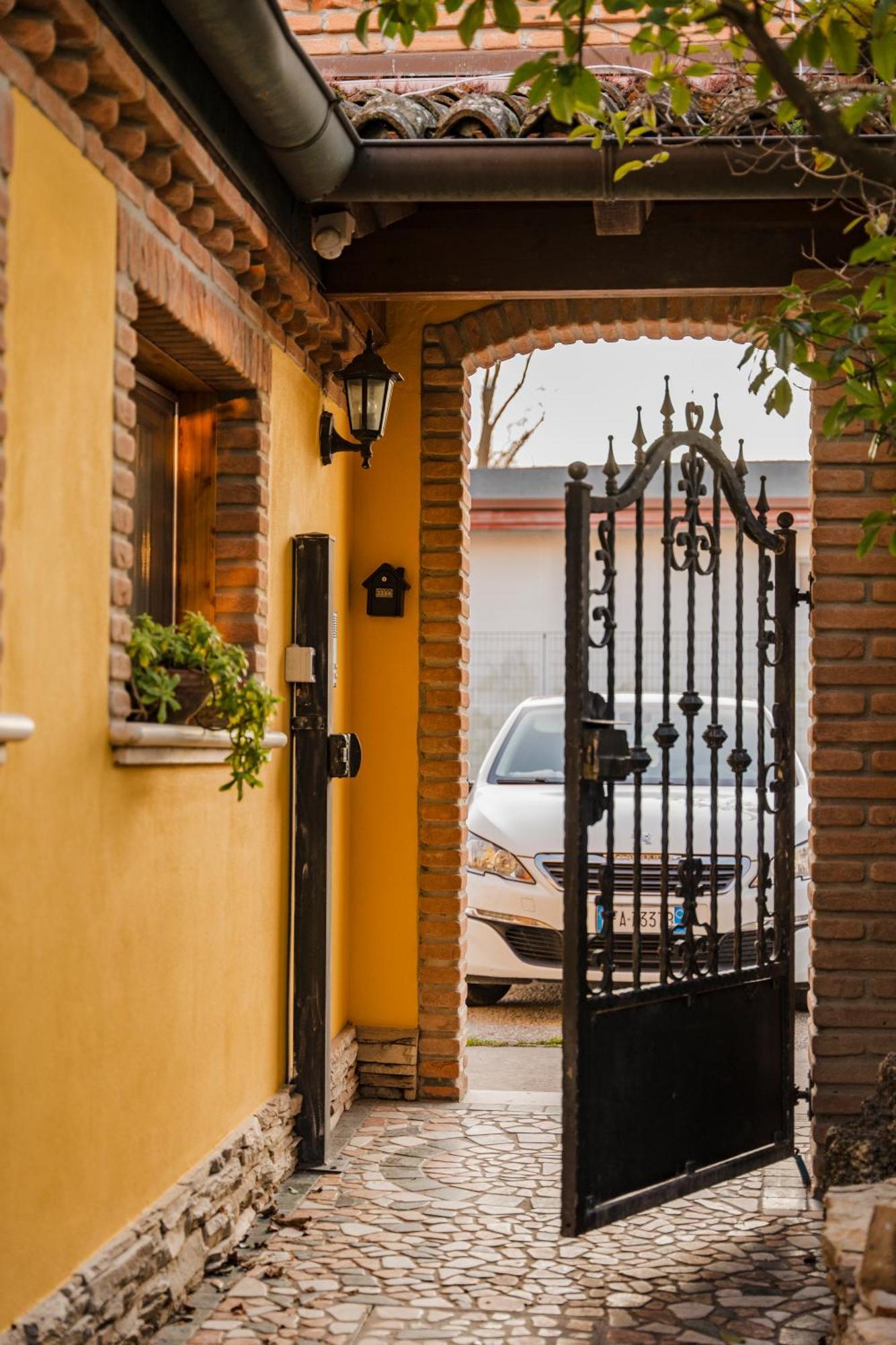 Bed and Breakfast La Loggia Comacchio Exterior foto
