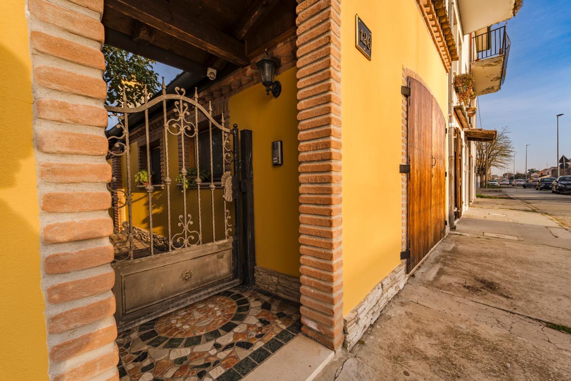Bed and Breakfast La Loggia Comacchio Exterior foto